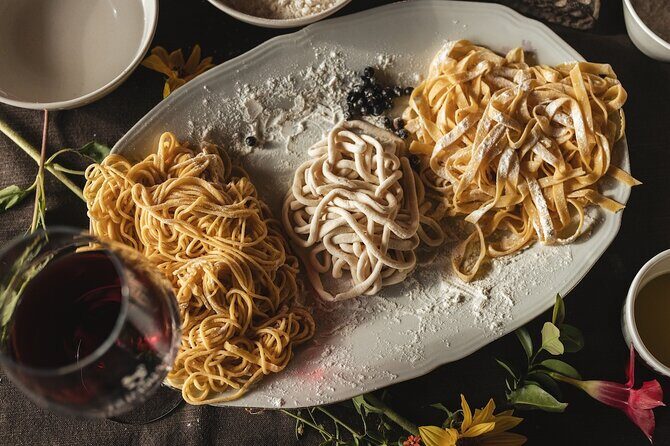 A Brunello Cooking Class with Vineyards View Winery - Wine tasting without it feeling like a side quest