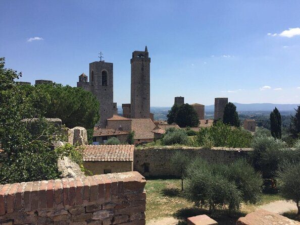 Chianti and San Gimignano - 2 Wineries with Pairing Lunch - Key moments to look forward to