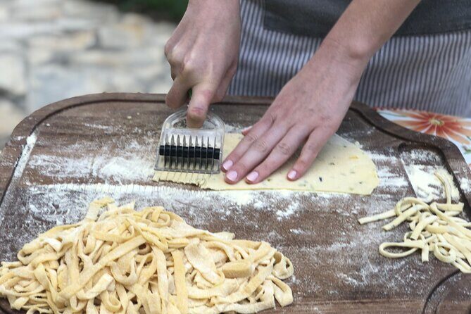 Cooking Class in a historical Palace in Siena Provence - Siena-area cooking class, but the train stop is Chiusi