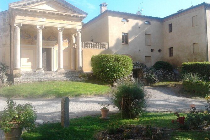Cooking Class in a historical Palace in Siena Provence - Take-home portions: the best souvenir is dinner again