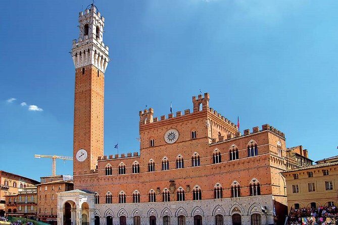 Discover Siena: Guided Walking Tour and Cathedral Visit - Palazzo Tolomei and the Art of Staying Oriented in the Center