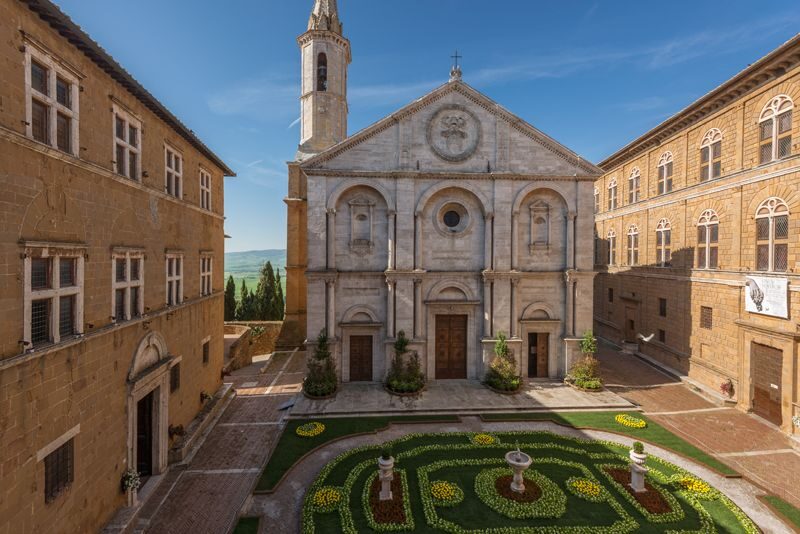 From Siena: Pienza and Montepulciano Small-Group Tour - Underground cellars and Vino Nobile: what the tasting is really for