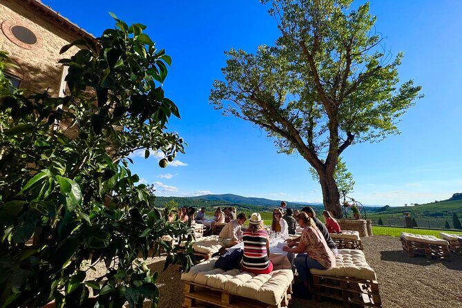 Hidden Castles & Chianti Wine Experience– Small Group - Stop 1: Castellina in Chianti for Free Time