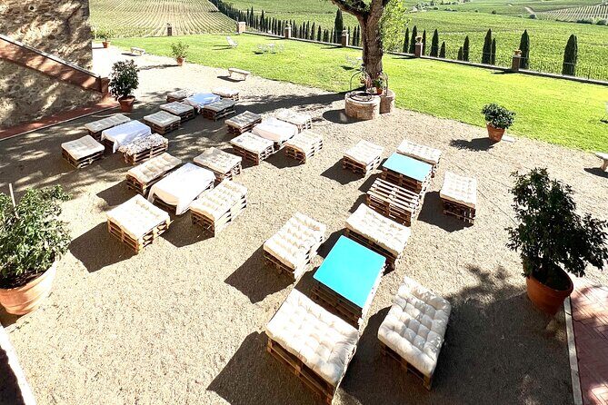 Hidden Castles & Chianti Wine Experience– Small Group - Monteriggioni: Medieval Walls and Optional Castle Time