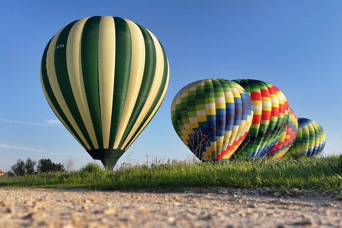 Hot air balloon over the hills of Pienza, Montalcino and Val D'Orcia - Price and value: what $421.03 buys you in the real world