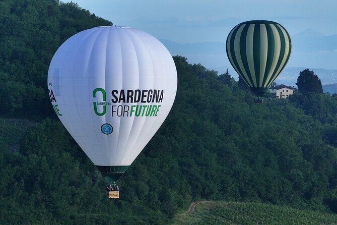 Hot air balloon over the hills of Pienza, Montalcino and Val D'Orcia - Who this balloon ride suits best