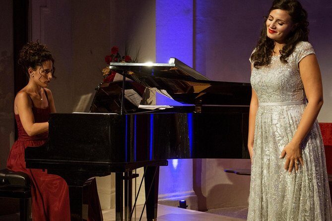 Italian Opera in Siena Experience - Siena’s Santo Stefano venue: why the room matters