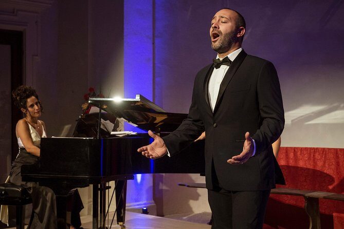 Italian Opera in Siena Experience - Drinks, comfort, and what to wear
