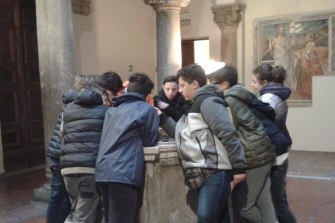 Kid tour in Siena - Meeting Point on Piazza Madre Teresa di Calcutta: Start Smooth, Not Stressful