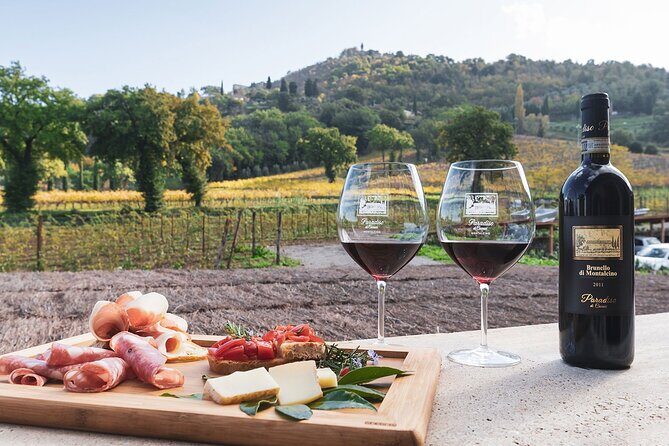 Montalcino: Cellar Tour, Brunello Tasting and Appetisers - Cellar tour: where the vintage character starts to show