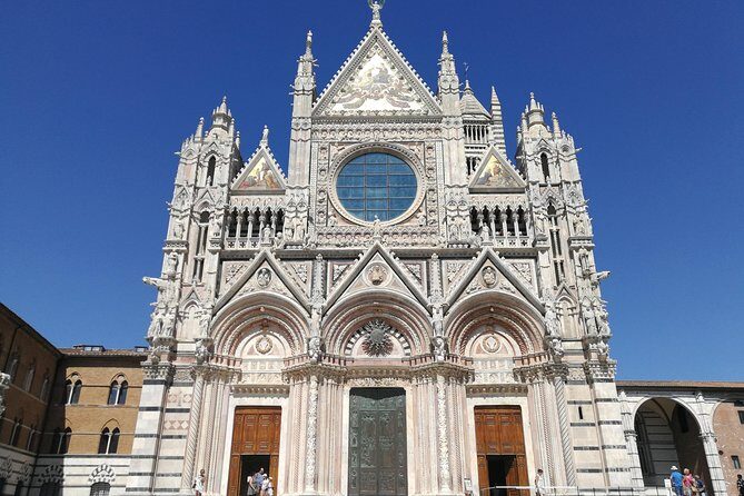 Private Guided Tour of Siena with a Licensed Local Tour Guide - St Dominic’s Church and the Squares: How the City’s Layout Works