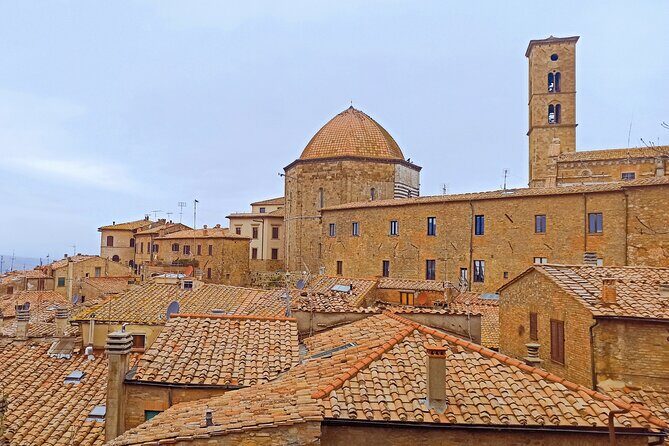 PRIVATE TOUR: Full-Day Volterra & San Gimignano with Wine Tasting Experience - Podere La Marronaia – Le Colonne: biodynamic lunch and wine tasting in the Chianti hills