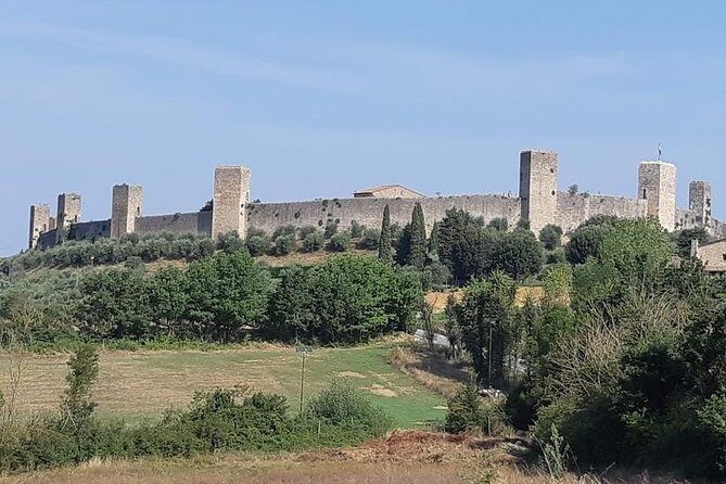 PRIVATE TOUR: Full-Day Volterra & San Gimignano with Wine Tasting Experience - Small details that make the difference