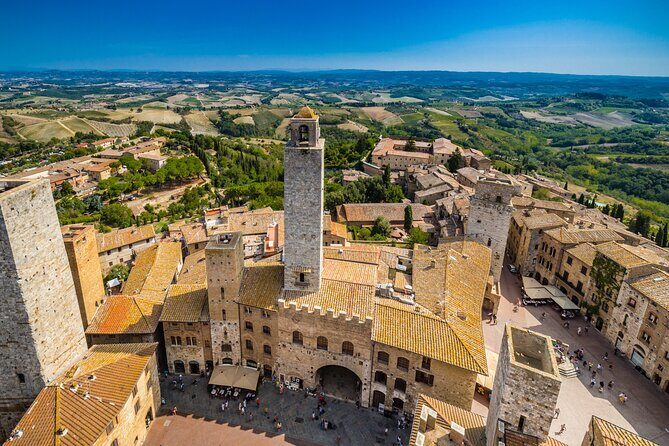 San Gimignano, Chianti and Montalcino Tour through Tuscan wine - The road to Montalcino and Val d’Orcia: what UNESCO country feels like