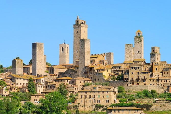 San Gimignano, Siena, Monteriggioni: Fully Escorted Tour, Lunch & Wine Tasting - Florence to the First Stop: A Day That Starts Early