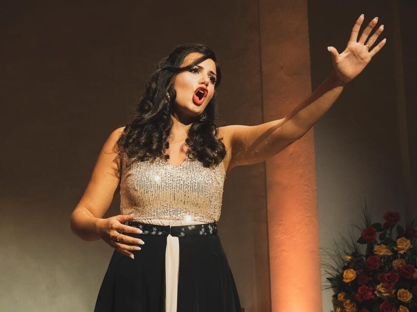 Siena: Italian Opera Concert in the heart of the City - How the projected captions help you follow every aria and duet