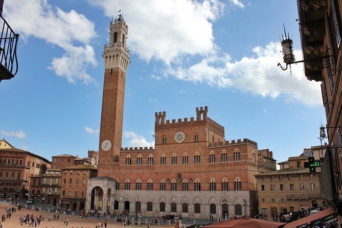 Siena private guided tour for families - Santa Caterina Sanctuary: Catherine of Siena’s Sacred Setting (Ticket Included)
