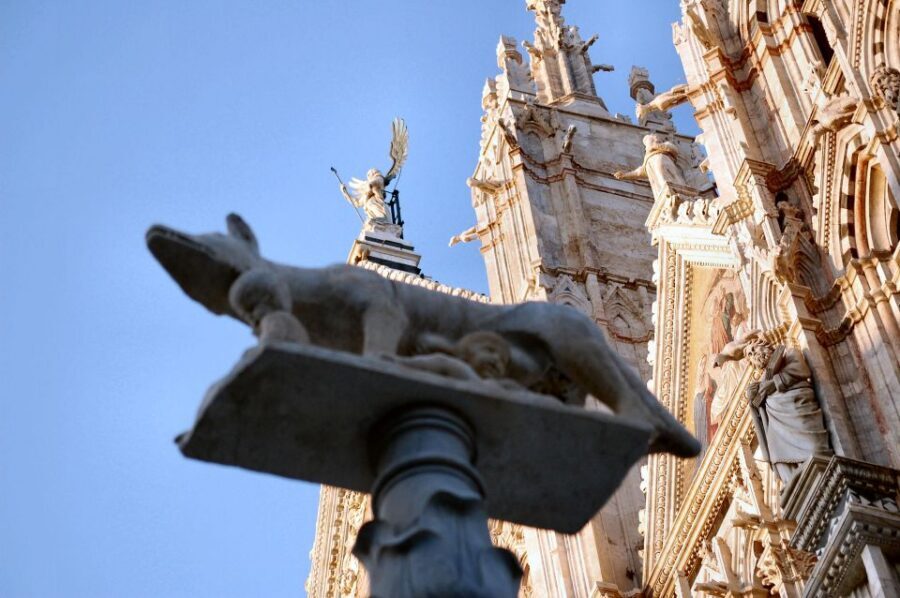 Siena: private tour of the treasure chest of Tuscany - Duomo di Siena Area: Gothic Beauty With Real Materials Behind It