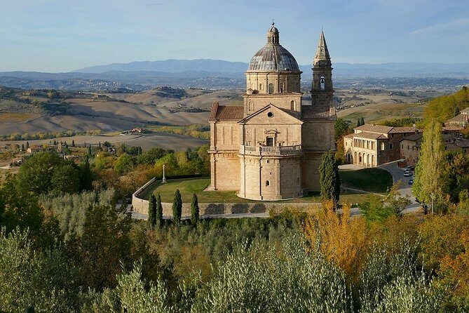 Siena Private Walking Tour with a Local - Practical Local Tips vs. Deep Historical Facts: Set Expectations Early