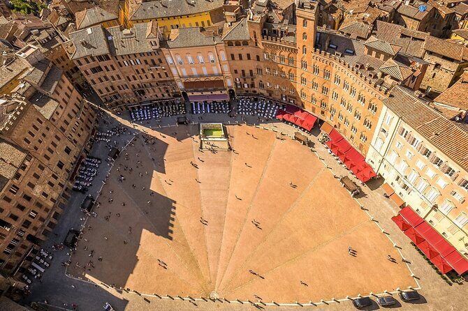 Siena Private Walking Tour With A Professional Guide - Key things that make this Siena private tour work