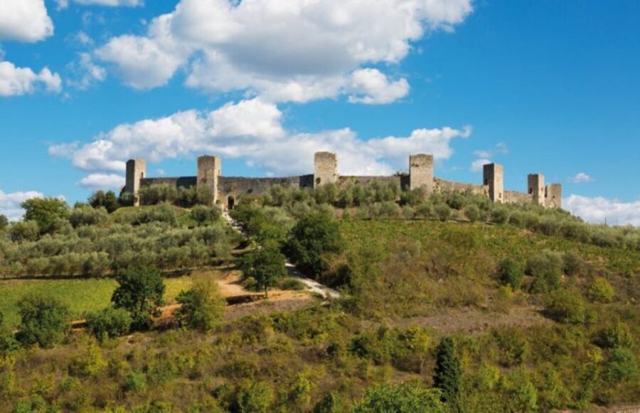 Siena: San Gimignano, Chianti & Montalcino Small-Group Tour - Montalcino: fortress views and enough time to enjoy the hilltop