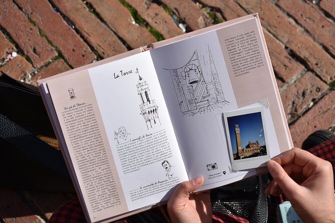 Siena Top 10 Pula Tour - The Instant Camera Album: Fun for Kids, Useful for Adults