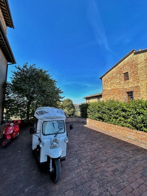 Siena: Tuk Tuk Tour with Wine Tasting - Price and value at about $154 per person