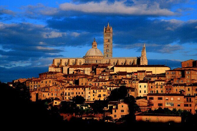 Siena walking tour with Gelato & Prosecco - Via della Sapienza’s Underground Cave and Wine Stories (600 BC)