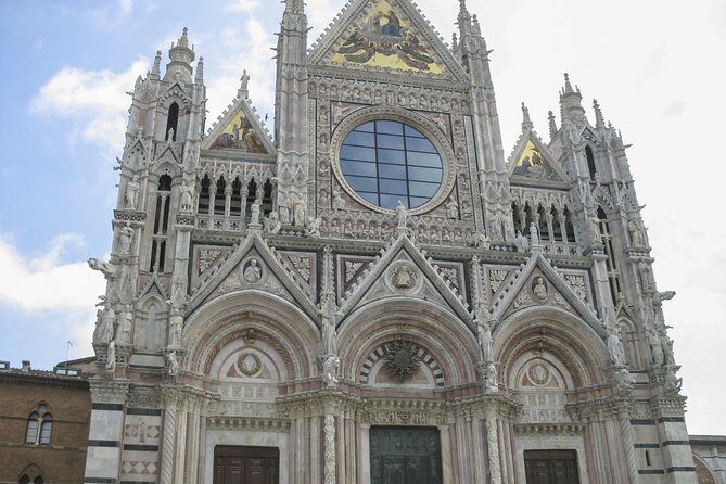 Skip the Line: Siena Duomo and City Walking Tour - Meeting at Piazza San Domenico: starting where Siena begins to feel real