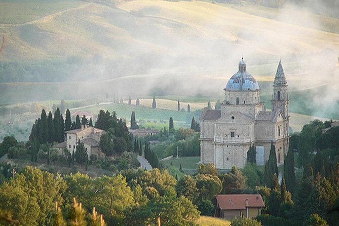 Small-Group Montepulciano and Pienza Day Trip from Siena - Montepulciano in the afternoon: Piazza Grande and Vino Nobile country
