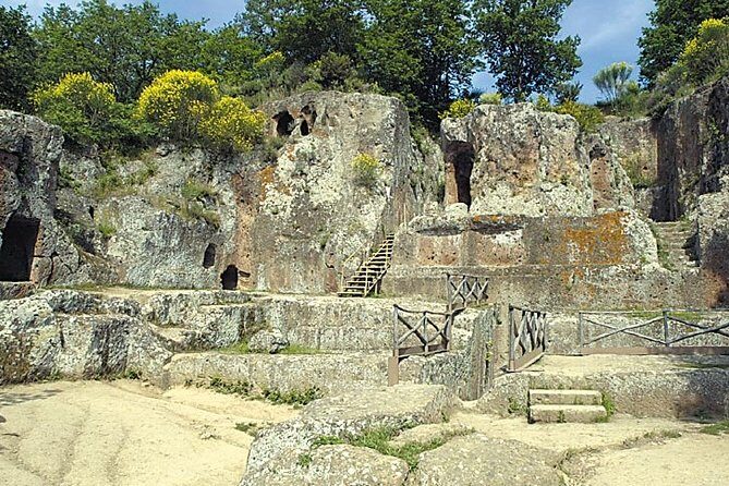 The Maremma - Stop 2: Sovana historic center—tiny alleys, big layers