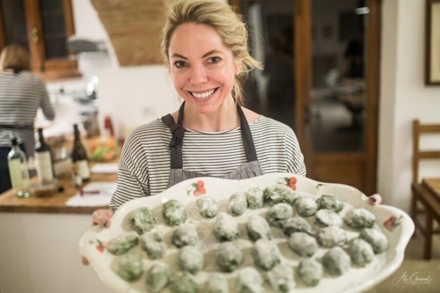 Tuscan Culinary Secrets Unveiled: Cooking Class & Dinner - Dessert class: cantucci, tiramisu, and panna cotta energy