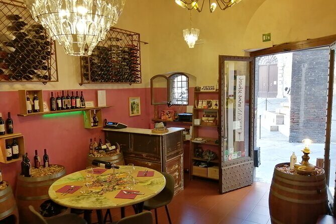 Wine Class - Tuscan Classics - Central Siena, 5:00 pm, and a short walk into wine-country thinking